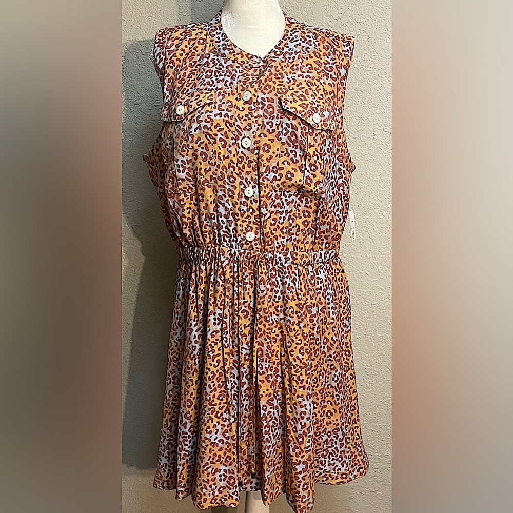 Nine West NWT sleeveless, button-down dress. Beautiful blue & rust fall colors.